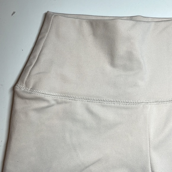 Garage Beige 7” Biker Shorts - Picture 2 of 2